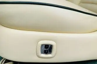 Bentley Turbo R, bensiin, automaat, tagavedu