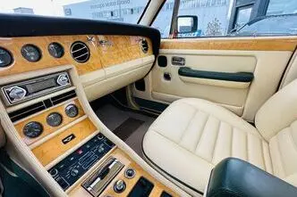 Bentley Turbo R, bensiin, automaat, tagavedu