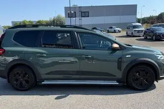 Dacia Jogger, бензин, механическая, передний привод