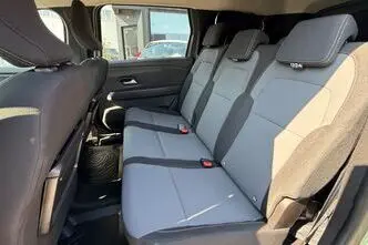 Dacia Jogger, бензин, механическая, передний привод