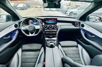 Mercedes-Benz C 300, pistikhübriid, automaat, tagavedu