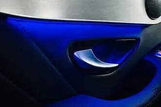 Mercedes-Benz C 300, pistikhübriid, automaat, tagavedu