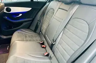Mercedes-Benz C 300, pistikhübriid, automaat, tagavedu