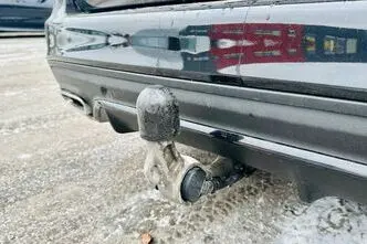Mercedes-Benz C 300, pistikhübriid, automaat, tagavedu