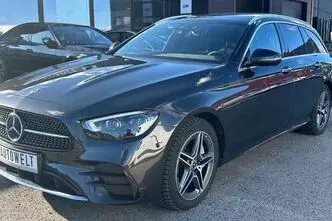 Mercedes-Benz E 300, plug-in hybrid, automatic, rear-wheel drive