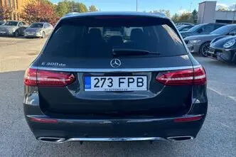 Mercedes-Benz E 300, plug-in hybrid, automatic, rear-wheel drive