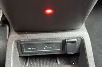 Mercedes-Benz T 180, 1.5, 85 kW, diisel, automaat, esivedu