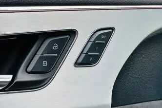 Audi Q8, hybrid, automatic, four-wheel drive