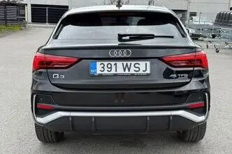 Audi Q3, bensiin, automaat, nelikvedu