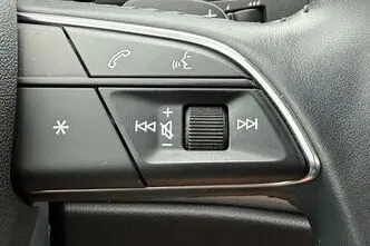 Audi Q3, bensiin, automaat, nelikvedu
