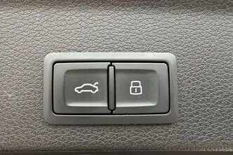 Audi Q3, bensiin, automaat, nelikvedu