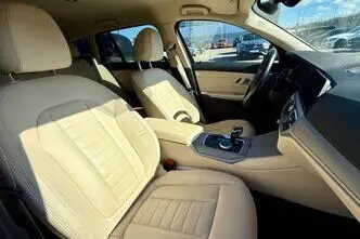 BMW 318, 2.0, 110 kW, diisel, automaat, tagavedu