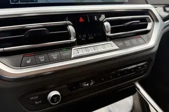 BMW 330, pistikhübriid, automaat, nelikvedu