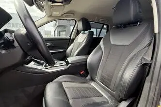 BMW 330, pistikhübriid, automaat, nelikvedu