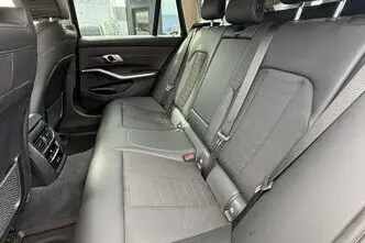 BMW 330, pistikhübriid, automaat, nelikvedu