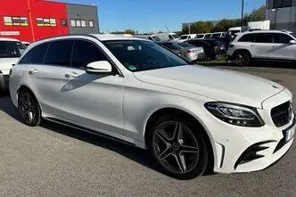 Mercedes-Benz C 180, bensiin, automaat, tagavedu