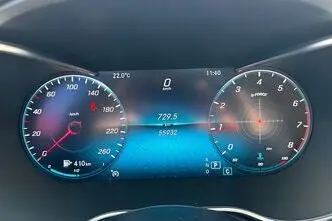 Mercedes-Benz C 180, bensiin, automaat, tagavedu