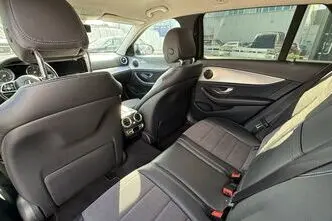 Mercedes-Benz E 220, 2.0, 143 kW, diisel, automaat, nelikvedu