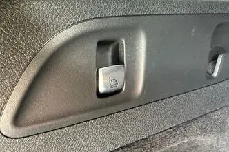 Mercedes-Benz E 220, 2.0, 143 kW, diisel, automaat, nelikvedu