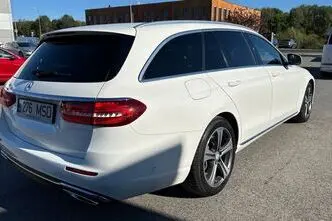 Mercedes-Benz E 400, bensiin, automaat, nelikvedu