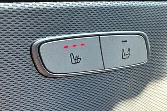 Mercedes-Benz E 400, bensiin, automaat, nelikvedu
