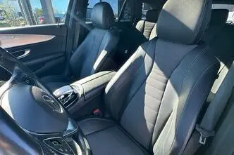 Mercedes-Benz E 400, bensiin, automaat, nelikvedu