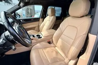 Porsche Cayenne, bensiin, automaat, nelikvedu