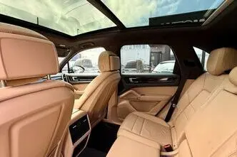 Porsche Cayenne, bensiin, automaat, nelikvedu
