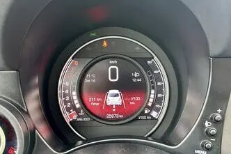 Fiat 500, bensiin, manuaal, esivedu