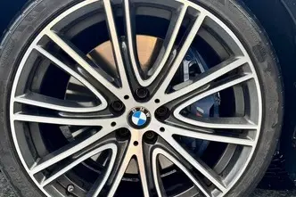 BMW M550, 4.4, 340 kW, bensiin, automaat, nelikvedu