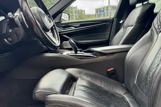 BMW M550, 4.4, 340 kW, bensiin, automaat, nelikvedu