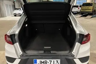 Renault Arkana, 1.6, 105 kW, гибрид, автомат, передний привод