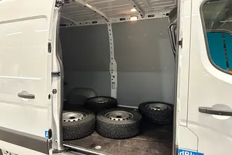 Renault Master, 2.3, 110 kW, дизель, механическая, передний привод