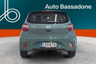 Hyundai i10, 1.0, 46 kW, бензин, механическая, передний привод