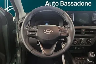 Hyundai i10, 1.0, 46 kW, бензин, механическая, передний привод