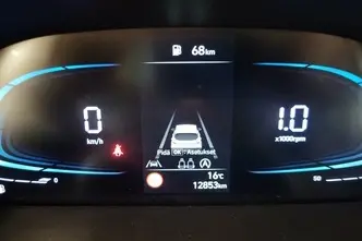 Hyundai i10, 1.0, 46 kW, бензин, механическая, передний привод