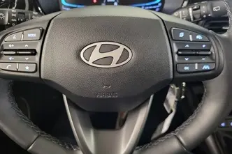Hyundai i10, 1.0, 46 kW, бензин, механическая, передний привод