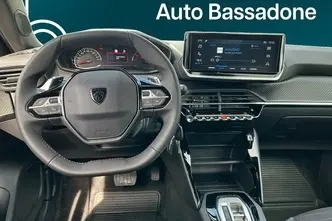 Peugeot 2008, 1.2, 96 kW, бензин, автомат, передний привод