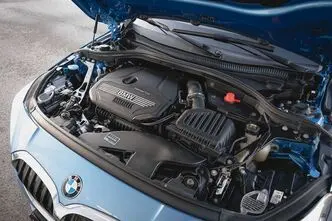 BMW 118, 1.5, 103 kW, petrol, automatic, front-wheel drive
