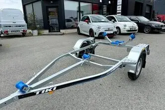 Tiki Treiler BX600-L paadihaagis 4.5 meetrisele paadile