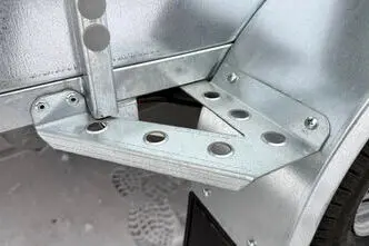 Tiki Treiler 400 PRO keevis suure tagaluugi ja kõrgendustega