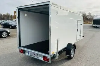 Tiki Treiler CV350-L Sandwich 3.5x1.47x1.5 küljeuks furgoonhaag