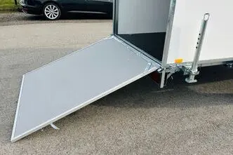 Tiki Treiler CV350-L Sandwich 3.5x1.47x1.5 küljeuks furgoonhaag