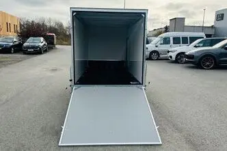Tiki Treiler CV350-L Sandwich 3.5x1.47x1.5 küljeuks furgoonhaag