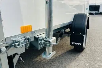 Tiki Treiler CV350-L Sandwich 3.5x1.47x1.5 küljeuks furgoonhaag