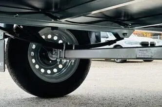 Tiki Treiler CV350-L Sandwich 3.5x1.47x1.5 küljeuks furgoonhaag