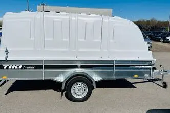 Tiki Treiler Keevis 350-LH 3.5x1.5 Plastkaanega kastihaagis