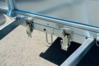 Tiki Treiler Keevis 350-LH 3.5x1.5 Plastkaanega kastihaagis