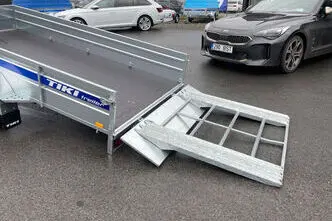 Tiki Treiler 3x1.5 keevisraamil haagis pealesõidutee rambiga