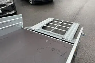 Tiki Treiler 3x1.5 keevisraamil haagis pealesõidutee rambiga